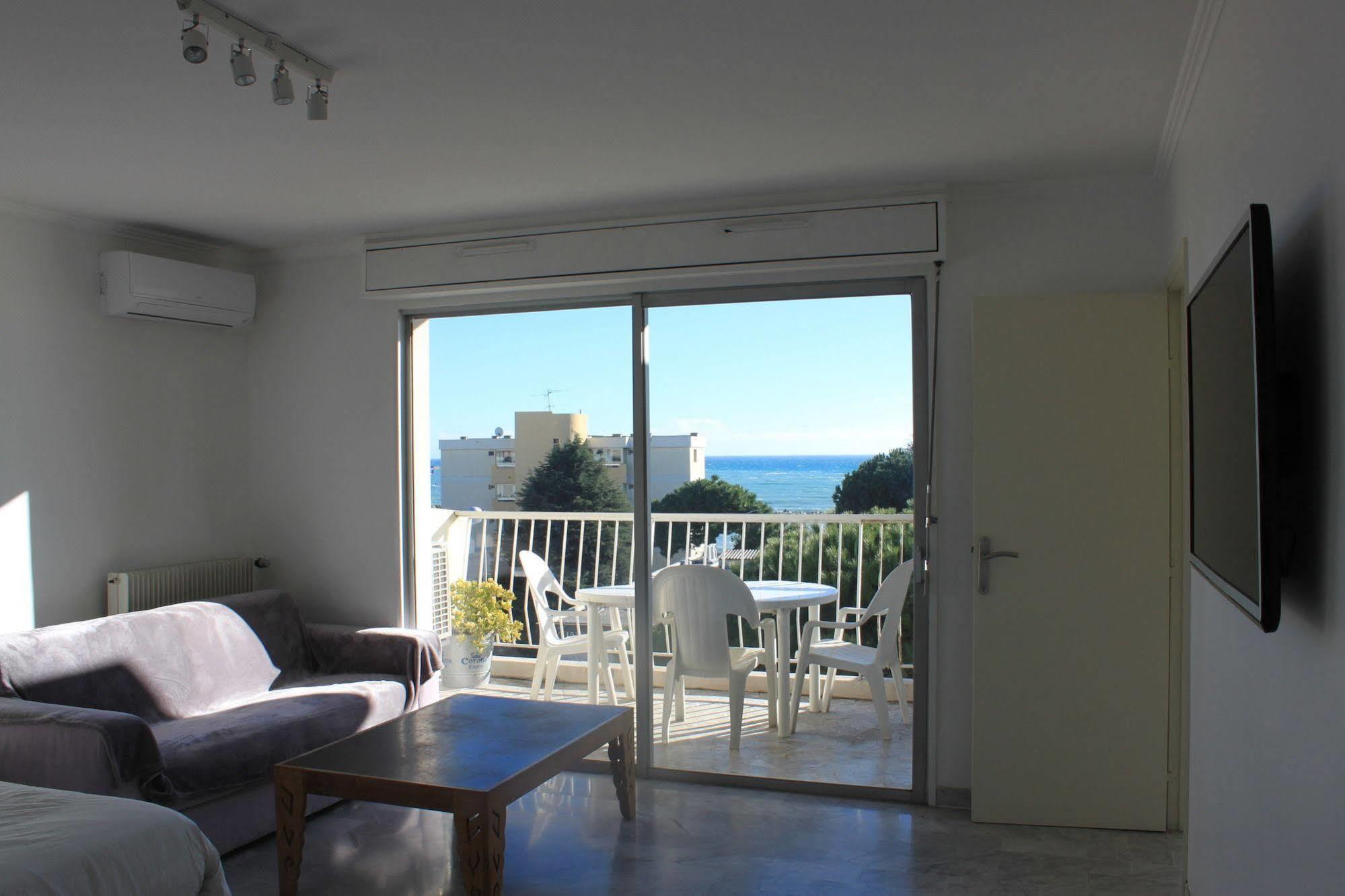 Appartement Azur 3000 à Saint-Laurent-du-Var Extérieur photo